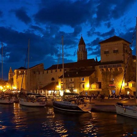 Holiday home Ruzmarin Trogir Zewnętrze zdjęcie