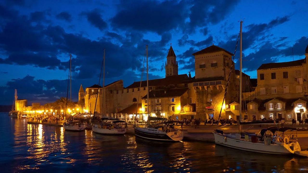 Holiday home Ruzmarin Trogir Zewnętrze zdjęcie