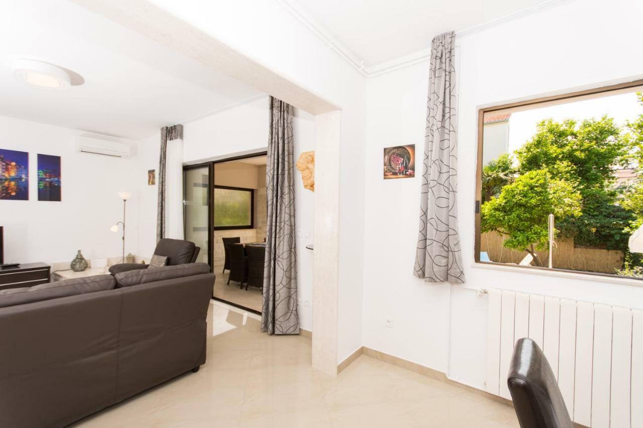 Holiday home Ruzmarin Trogir Zewnętrze zdjęcie