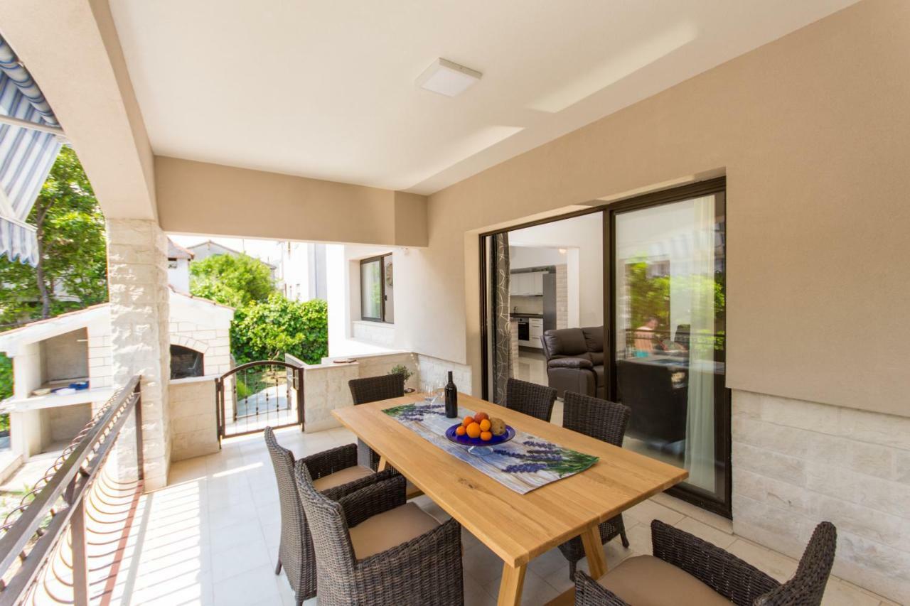 Holiday home Ruzmarin Trogir Zewnętrze zdjęcie